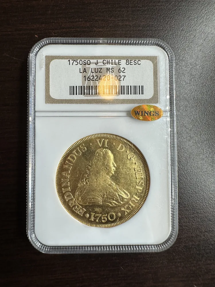 Actual submitted photograph 1 of 1750 SO J Chile LaLuz Gold 8 Escudo, MS62