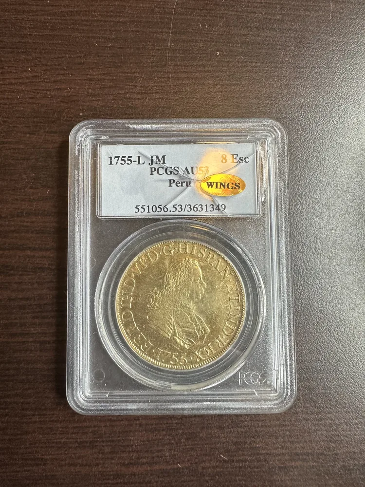 Actual submitted photograph 1 of 1755 L JM Peru 8 Escudo, AU53