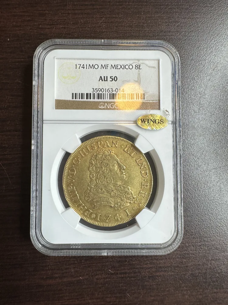 Actual submitted photograph 1 of 1741 MO MF Mexico 8 Escudo, AU50