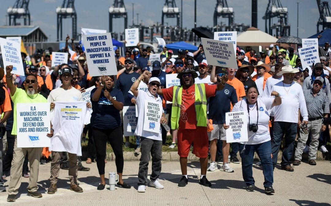 Biden will ‘wreck’ US economy by failing to intervene in dockworkers’ port strike, GOP leader warns